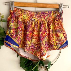 Lululemon Hotty Hot Short Seawheeze 2019 Size 4 shorts 2.5” regular
